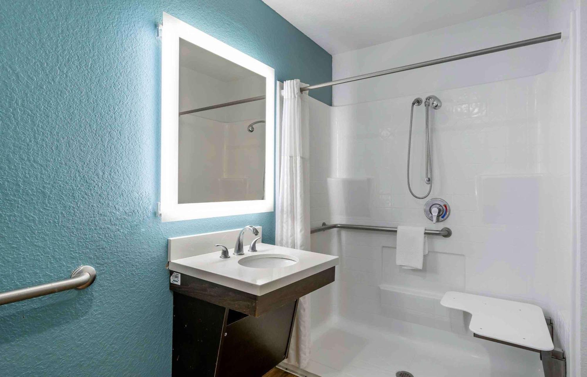 Extended Stay America Select Suites - Louisville - South Lynnview Exterior photo